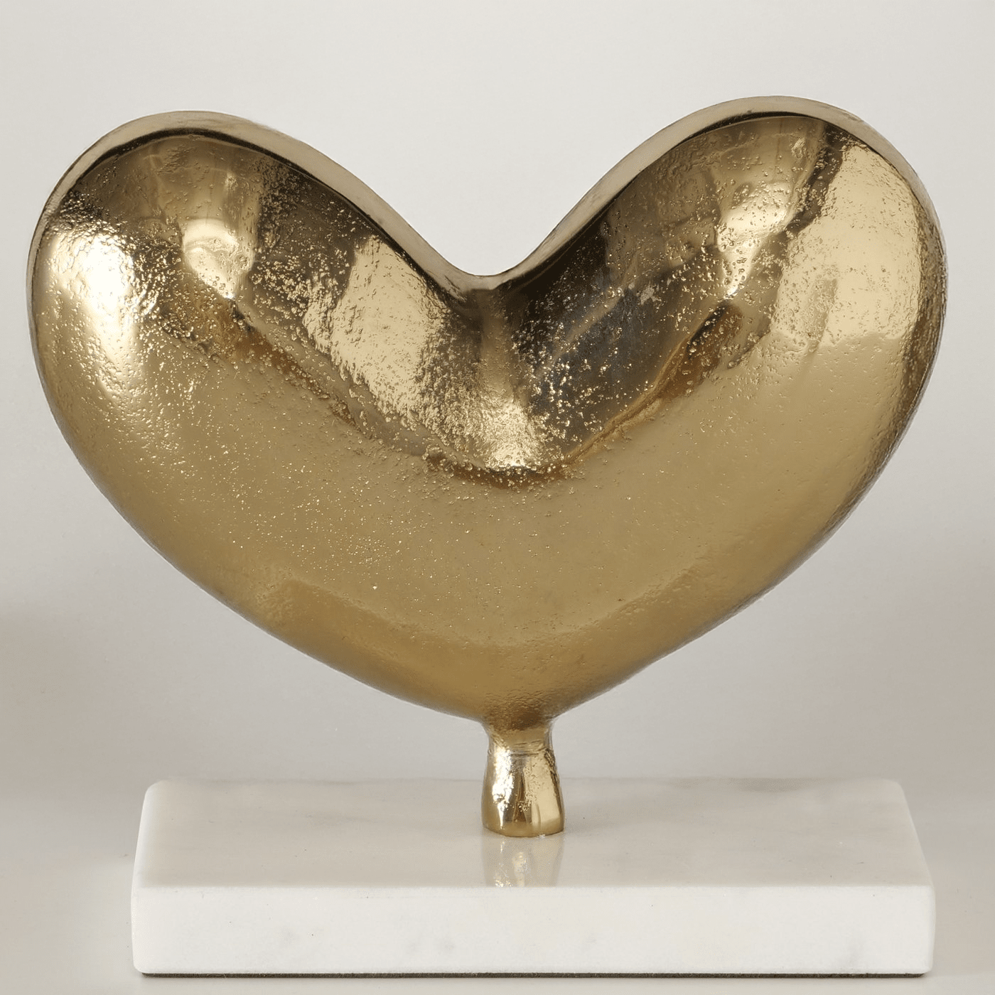 Cordelia Gold Balloon Heart Ornament on Marble Base Accessories