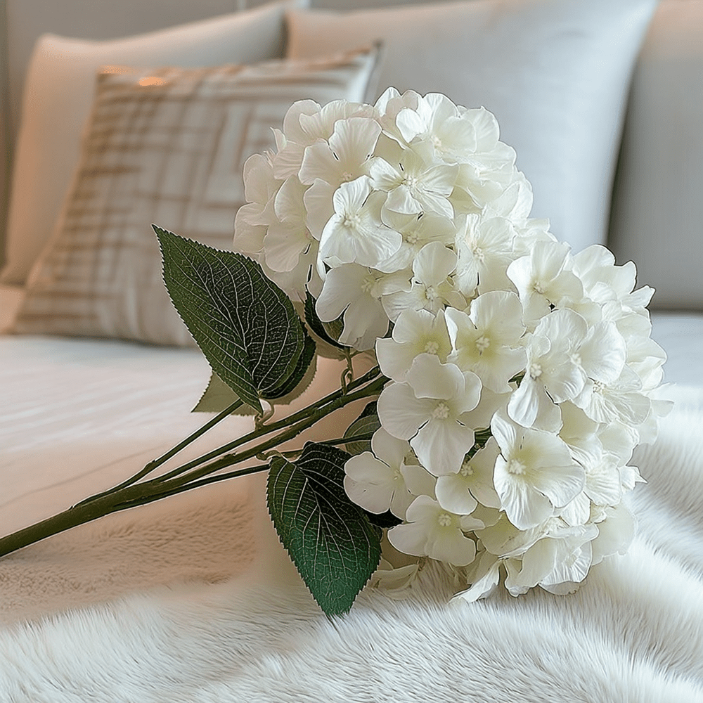 Cream Hydrangea Faux Floral Bunch Accessories