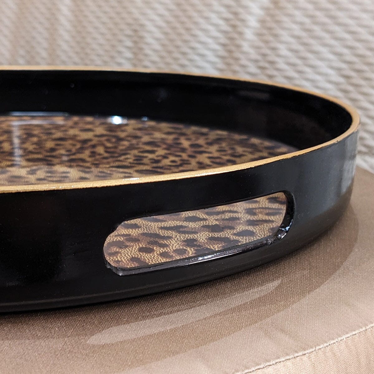 Dolce Round Leopard Print Decorative Tray Accessories
