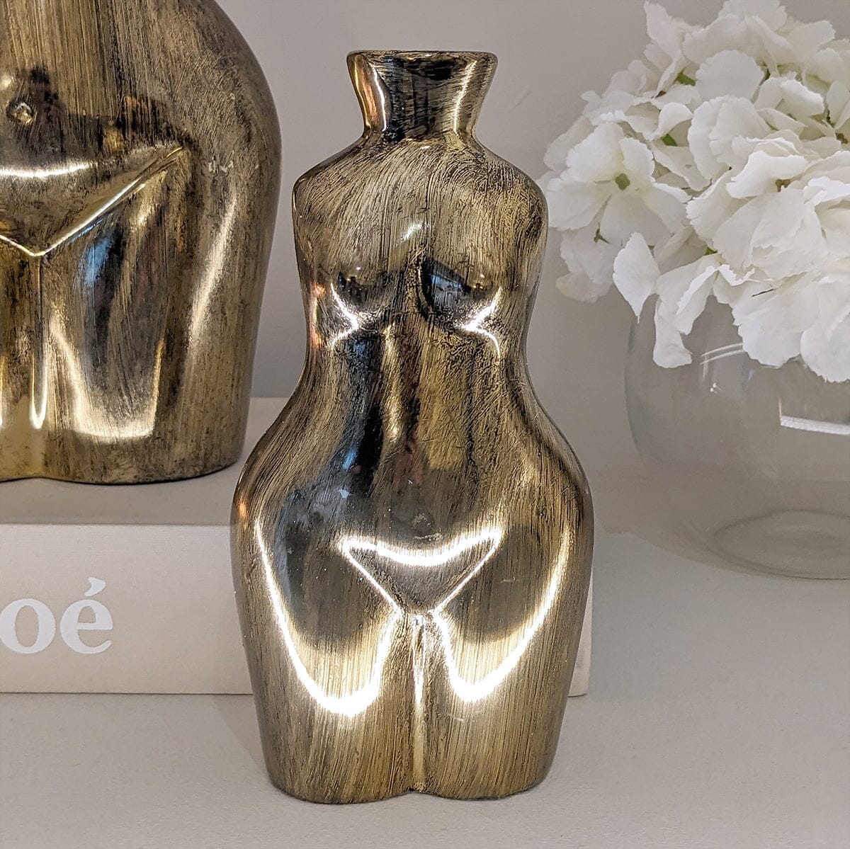 Gold Female Silhouette Vase Accessories