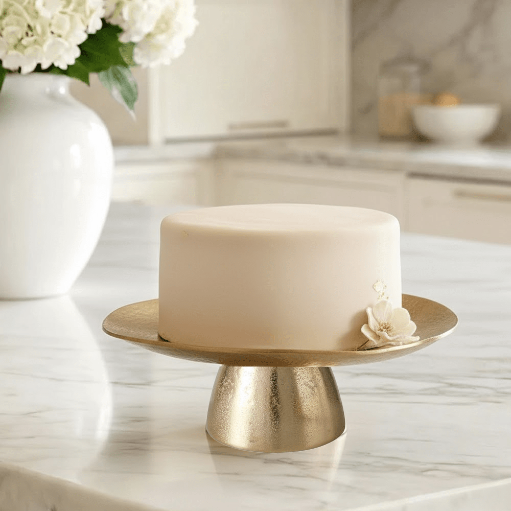 Inglot Gold Cake Stand with Organic Edge Accessories