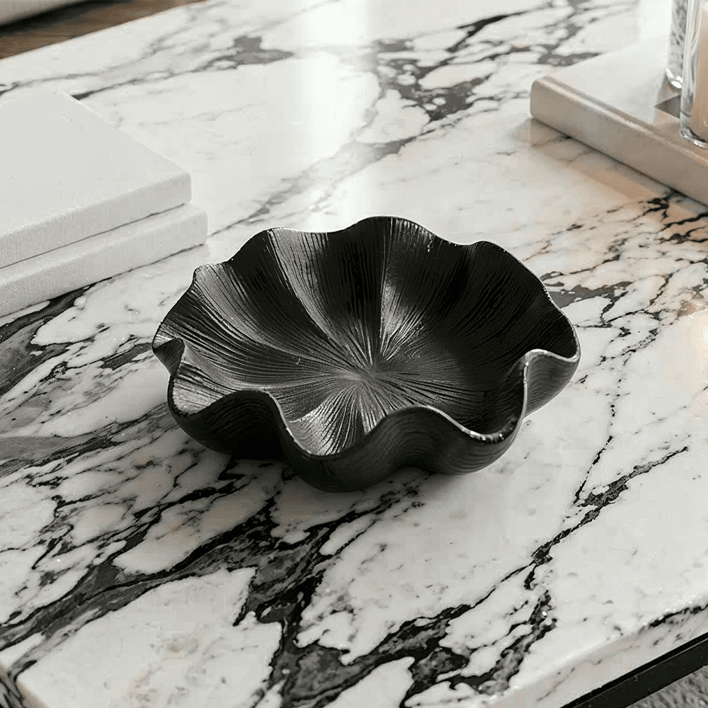 Tonosi Black Scalloped Decorative Dish Accessories