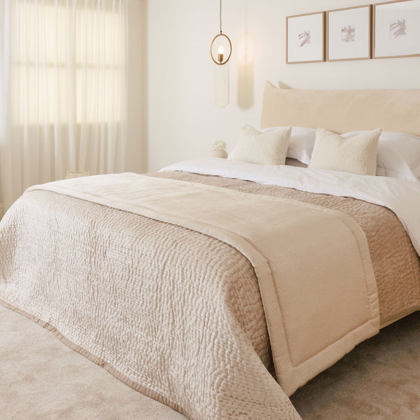 Kiri Oyster Luxury Bed Runner Bedding 
