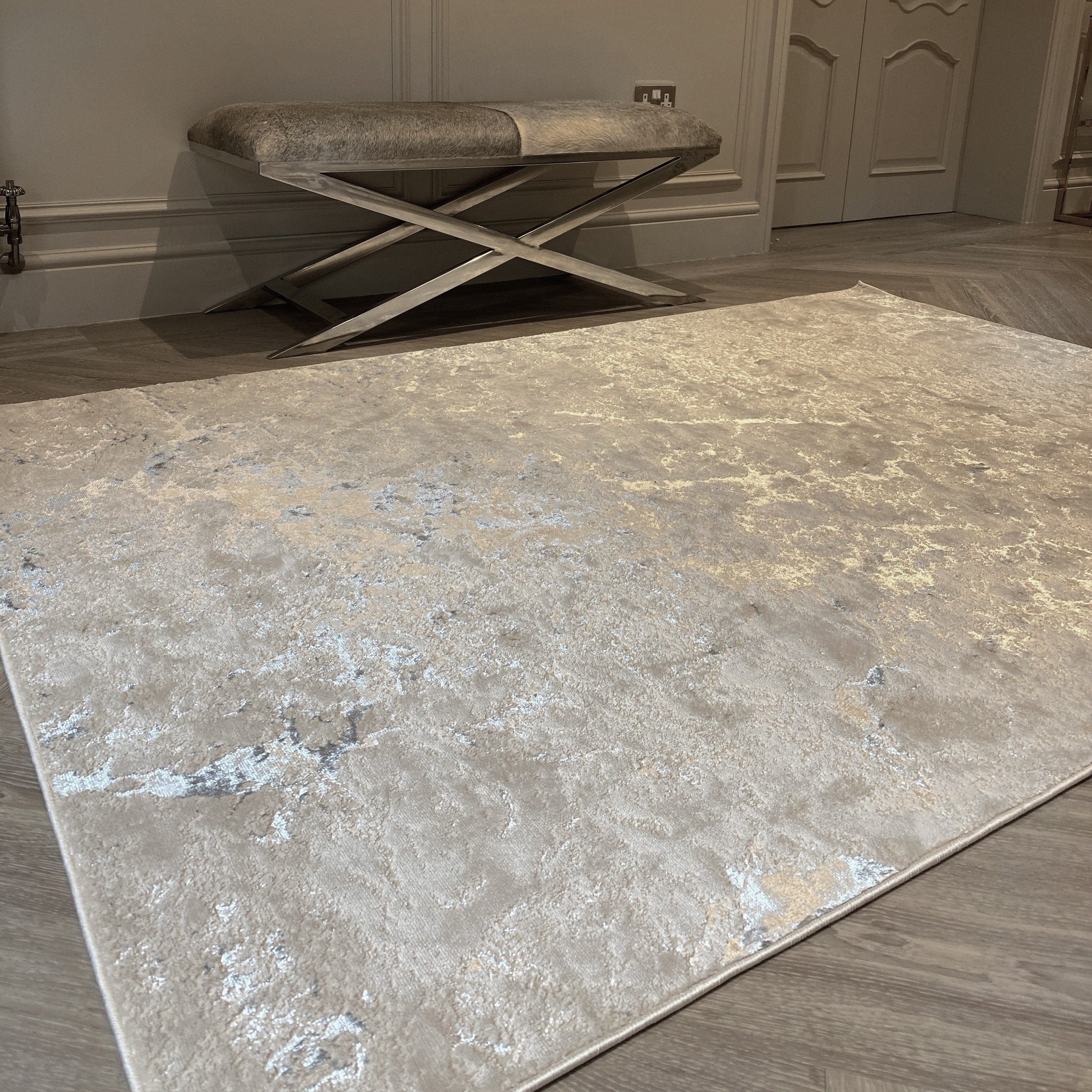 Nebula Cream & Metallic Silver Marble Velvet Rug Rug
