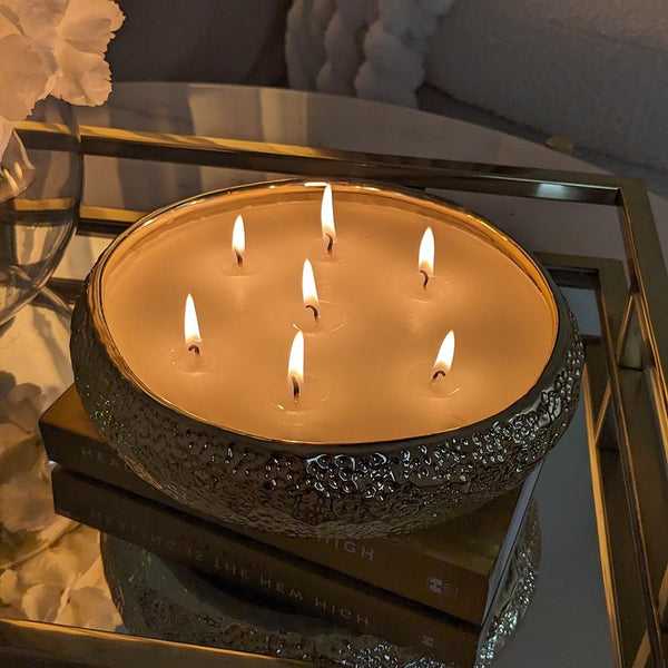 https://rowenhomes.com/cdn/shop/files/aeolian-gold-7-wick-scented-candle-fragrance-gallery-998021.jpg?v=1704367368&width=600