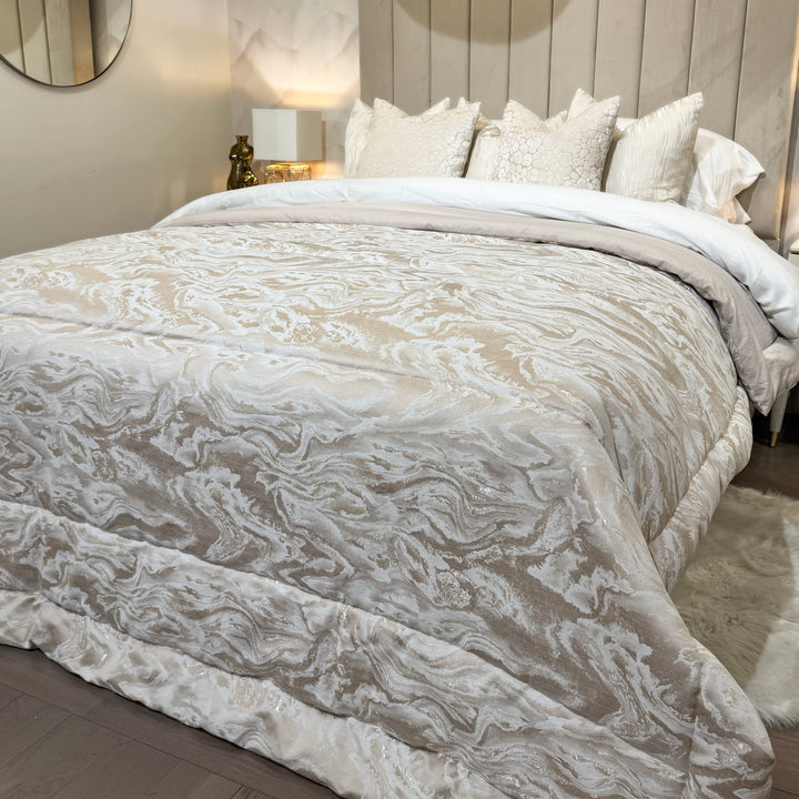 Aurora Luxury Cream & Taupe Marble Effect Bedspread Textiles 