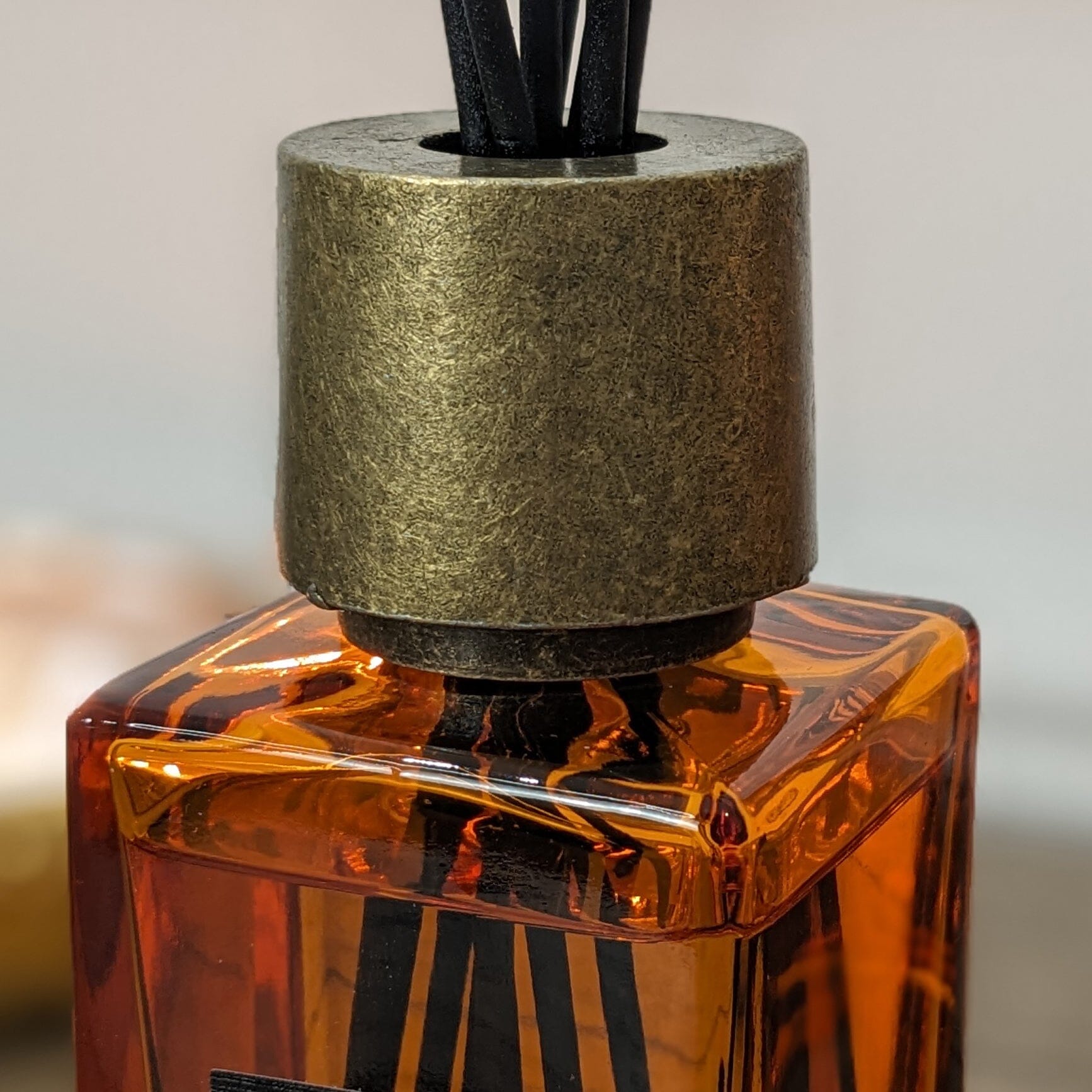 Coloured Diffuser Reeds Burnt Orange & Gold Large Reed Diffuser - 500ml – Rowen Homes