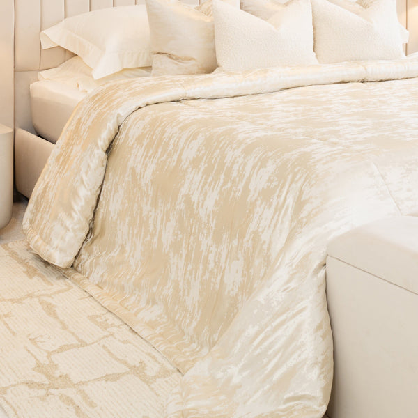 Hailes Oyster Satin Mix Marble Effect Bedspread Textiles 