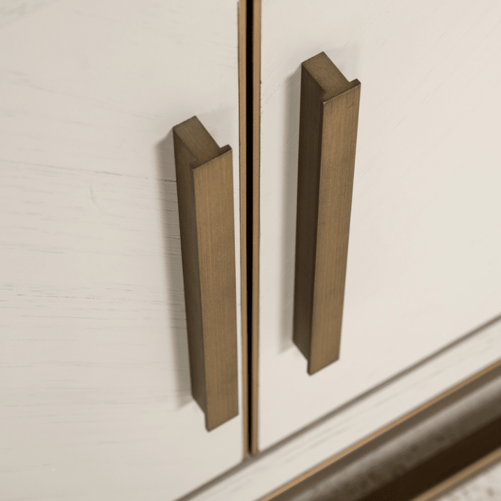 Helena Luxury Cream Oak Veneer 4 Door TV Unit with Brass Detailing Furniture 