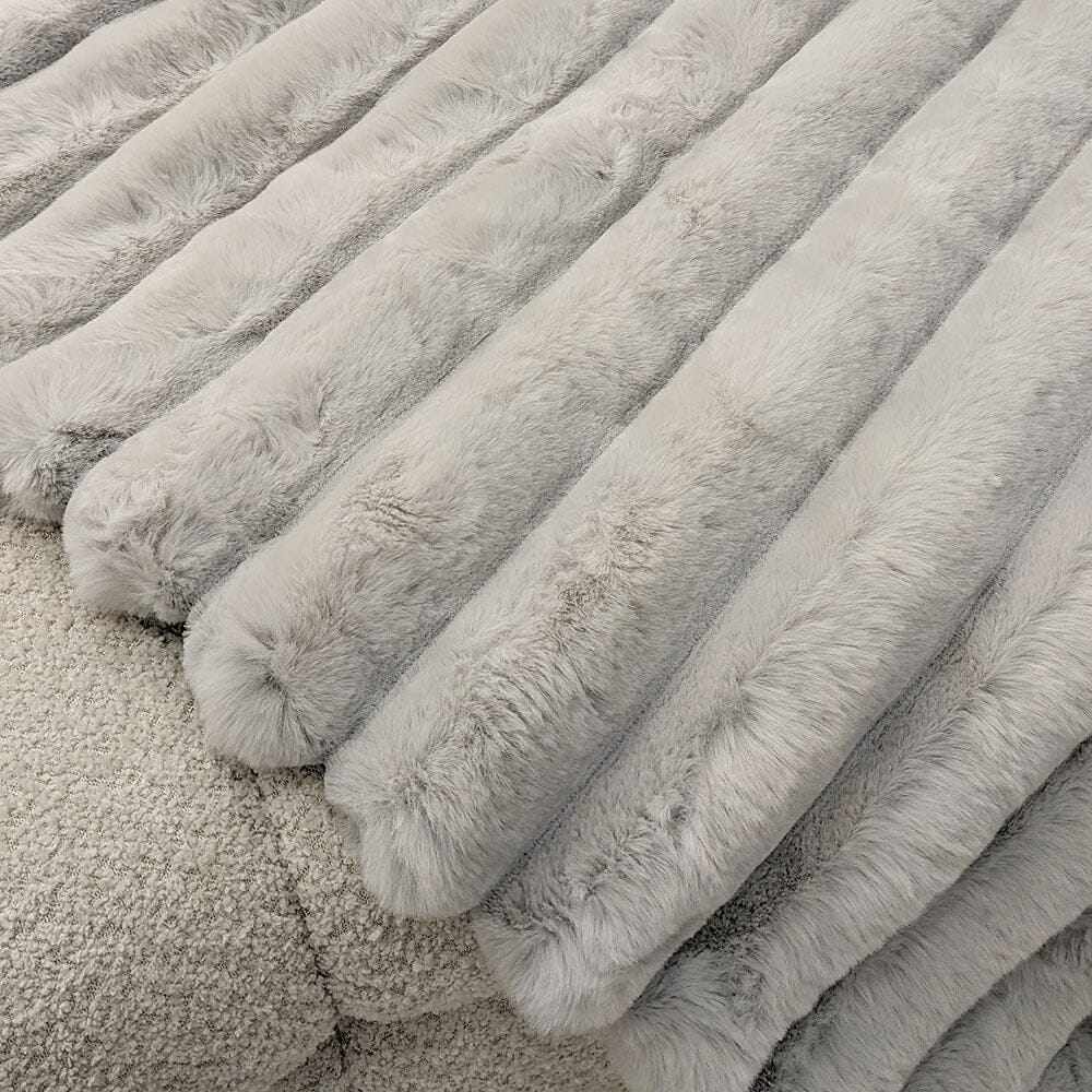 Isla Grey Chunky Ribbed Faux Fur Throw – Rowen Homes