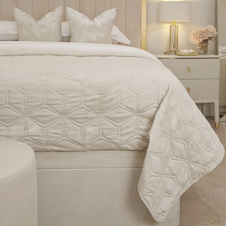 Kynlee Cream Linen Look Quilted Bedspread Textiles 