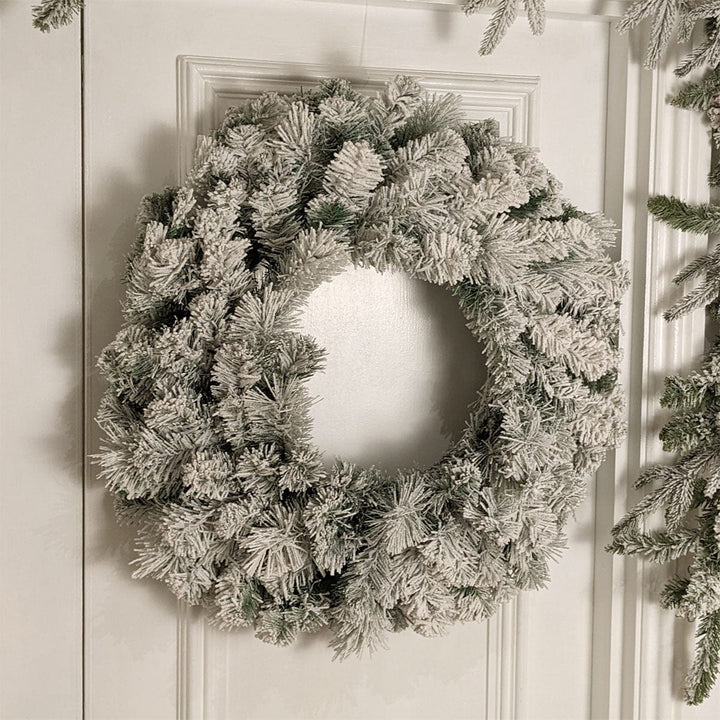 Large Snowy Pine Wreath Accessories 