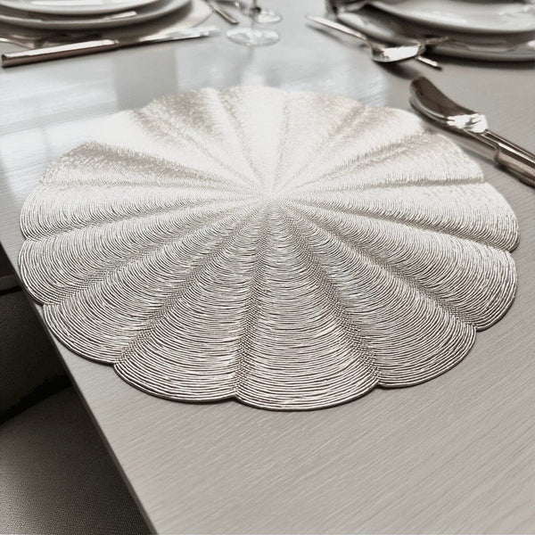 Lyra Silver Round Placemat Accessories 