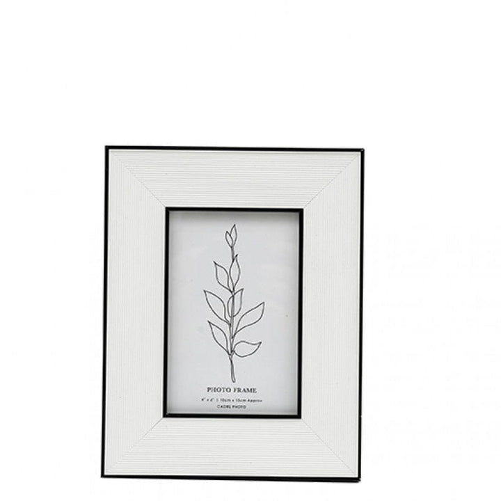 Lysa Black & White Monochrome Photo Frame- 4x6" Accessories 