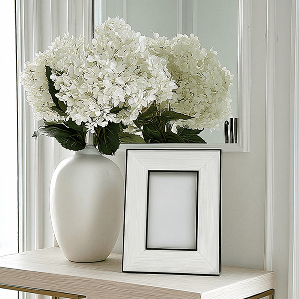 Lysa Black & White Monochrome Photo Frame- 5x7" Accessories 