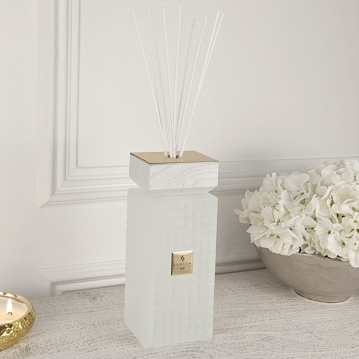 Shop Spa Large White & Gold Luxury Reed Diffuser - 1000ml – Rowen Homes