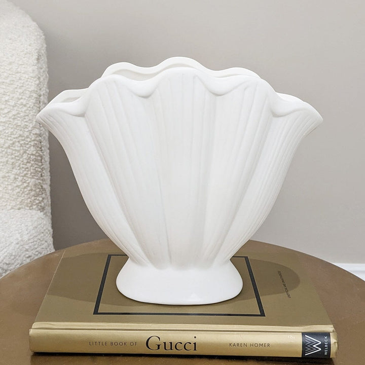 Trixie Neutral Scalloped Shell Vase Accessories 