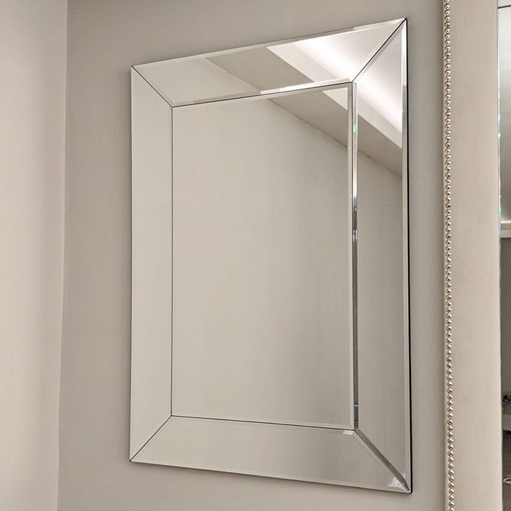 Zendaya Mirrored Glass Rectangular Wall Mirror Accessories 