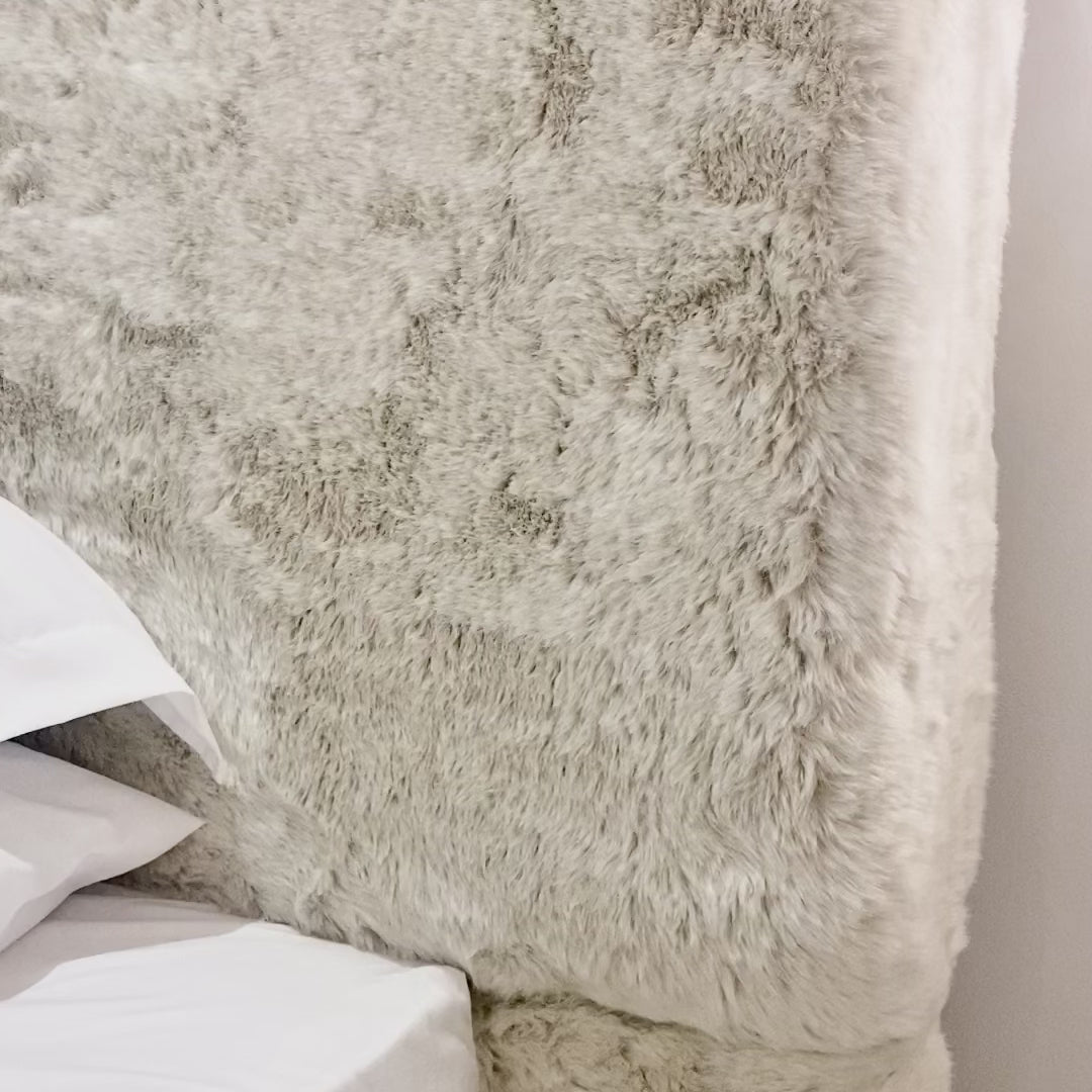 Arctic Luxury Cream Chunky Faux Fur Bed