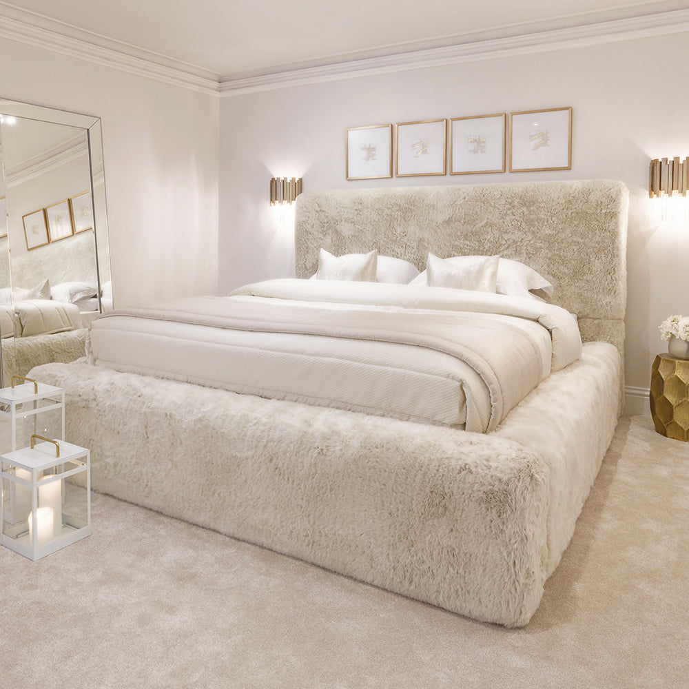 Arctic Luxury Cashmere Chunky Faux Fur Bed