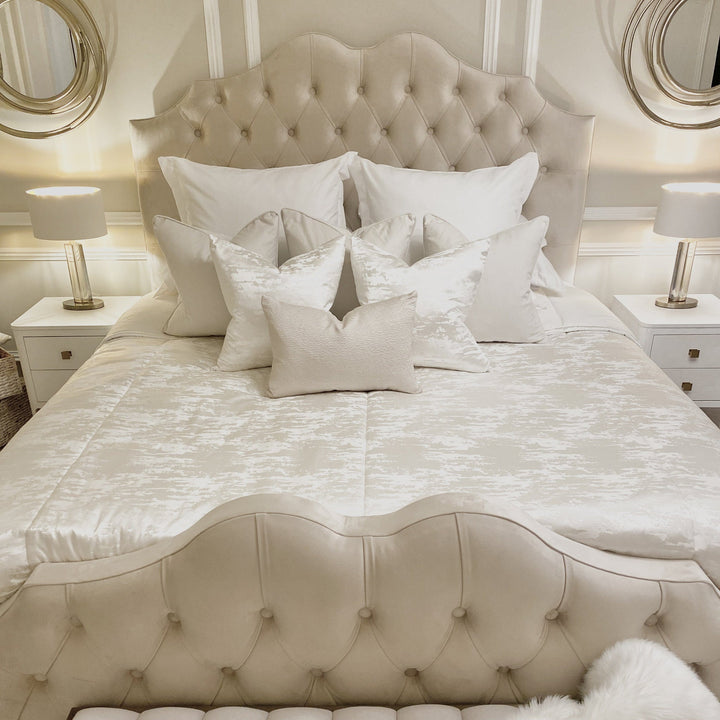 Belvoir Cream Bed Complete Cushion Set 