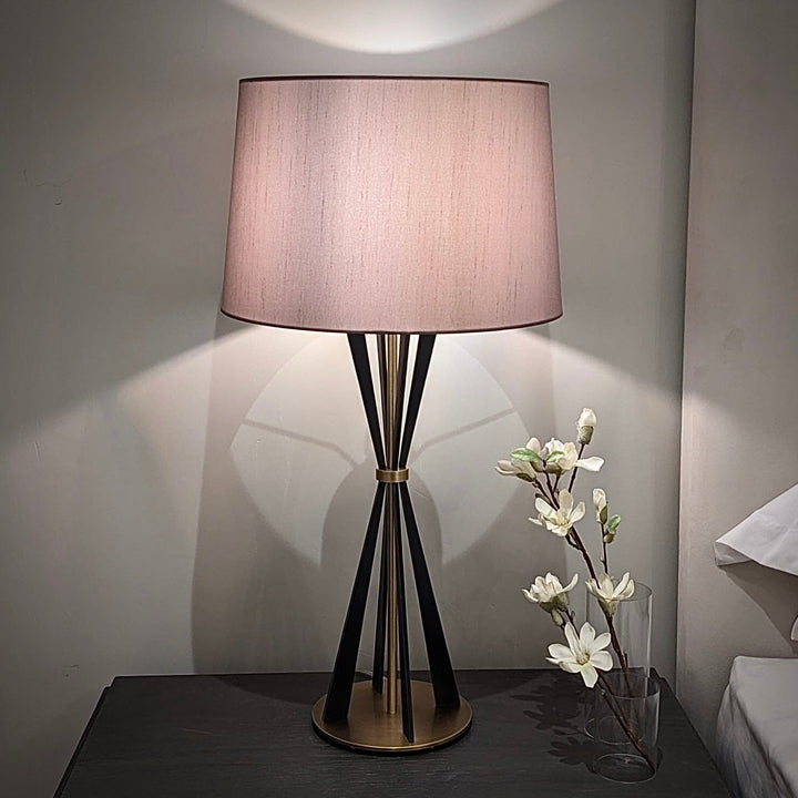 Boutique Premium Antique Brass Table Lamp Lighting 