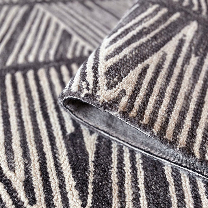Enaya Grey & Cream Geometric Rug Textiles 