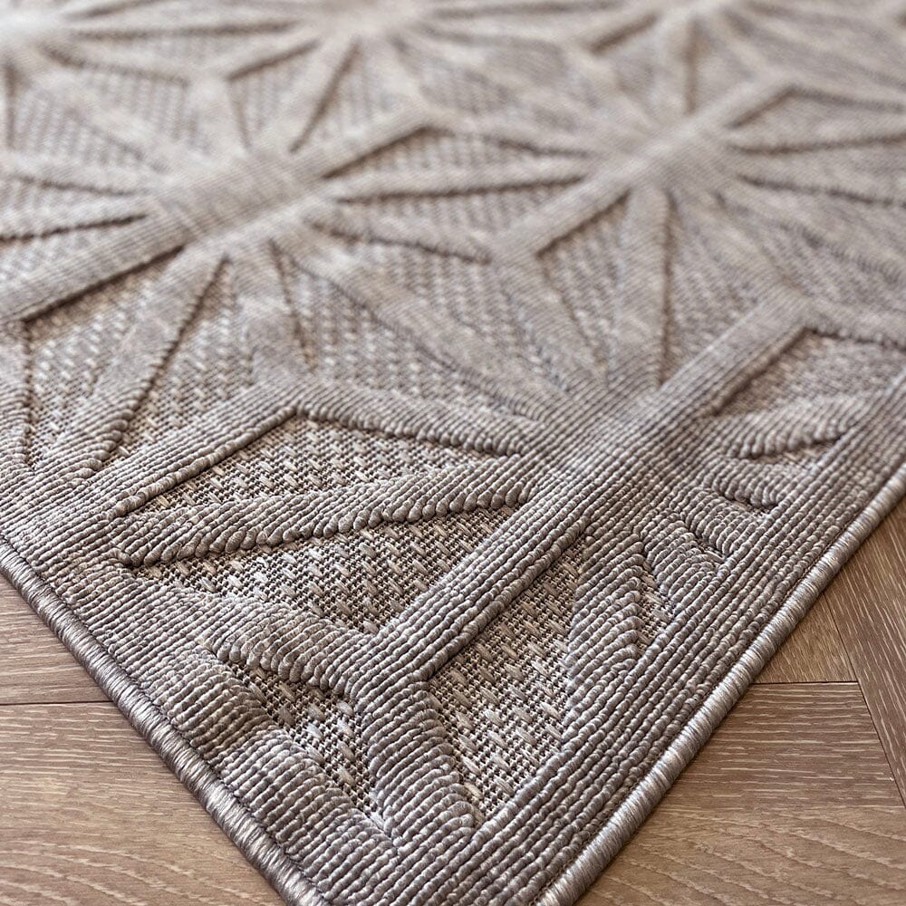 Harley Light Grey Geometric Indoor / Outdoor Rug Textiles 
