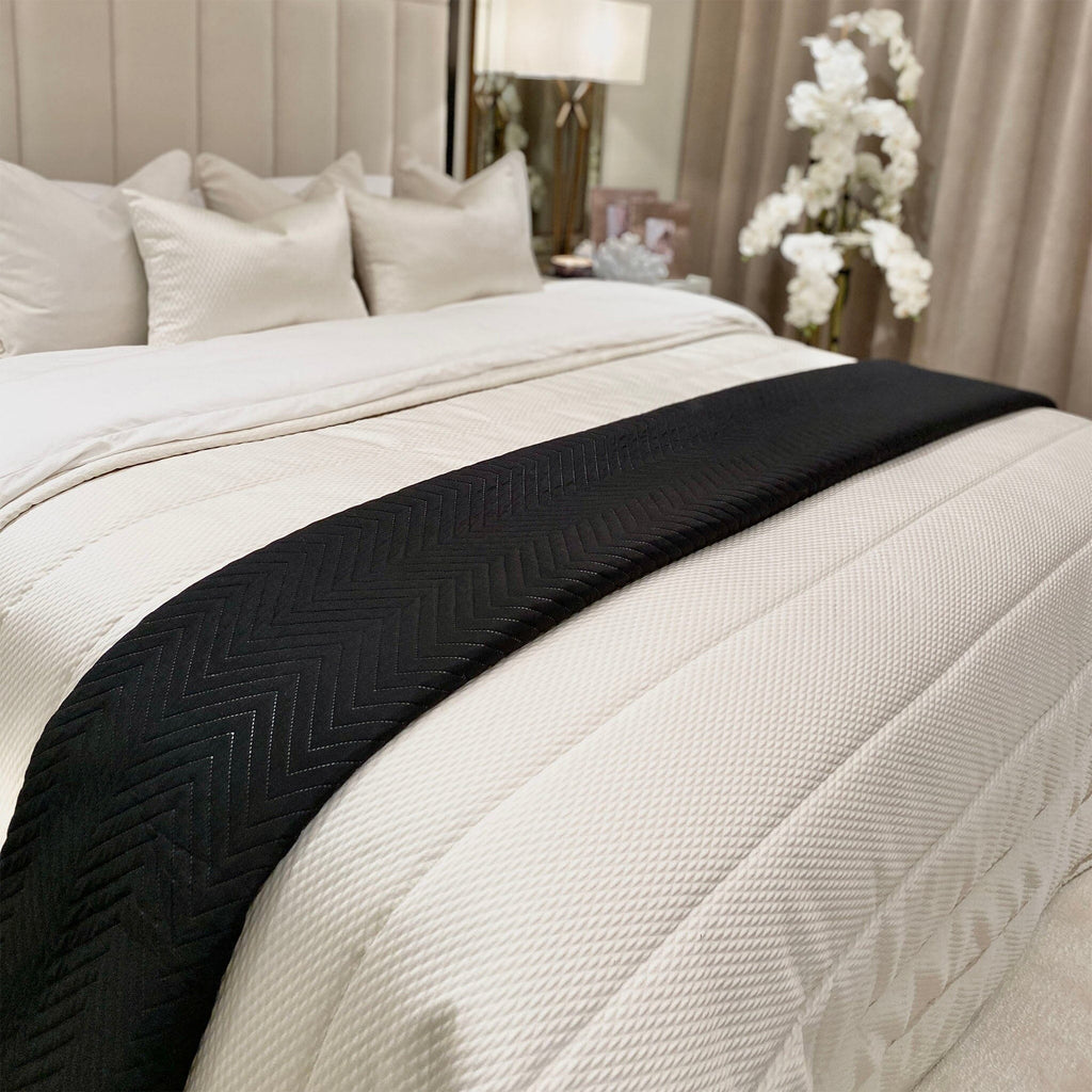 Hugo Quilted Bedspread