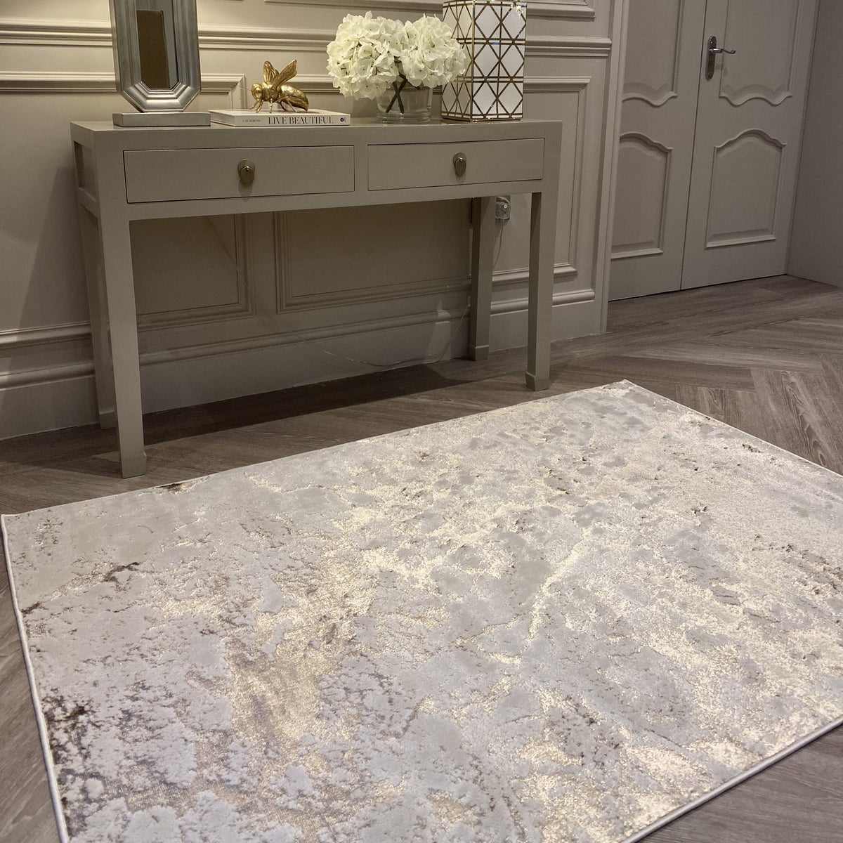Shop Jupiter Light Gold & Cream Metallic Marble Velvet Rug – Rowen Homes