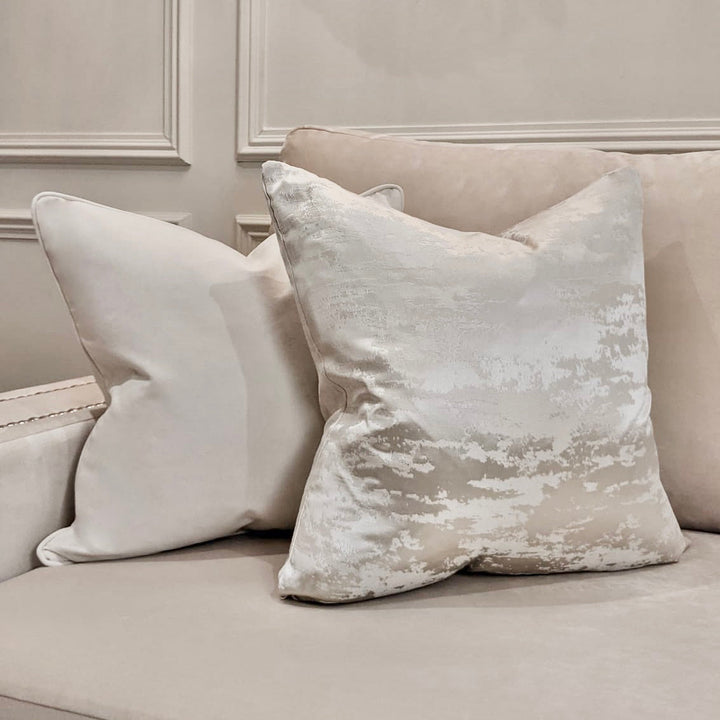 Set of 2 Cushions - Ari Cream & Hailes Oyster Cushion 