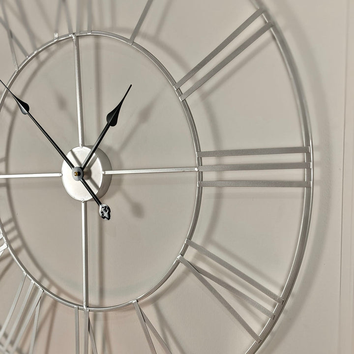 Valentina Round Silver Skeleton Clock Accessories 